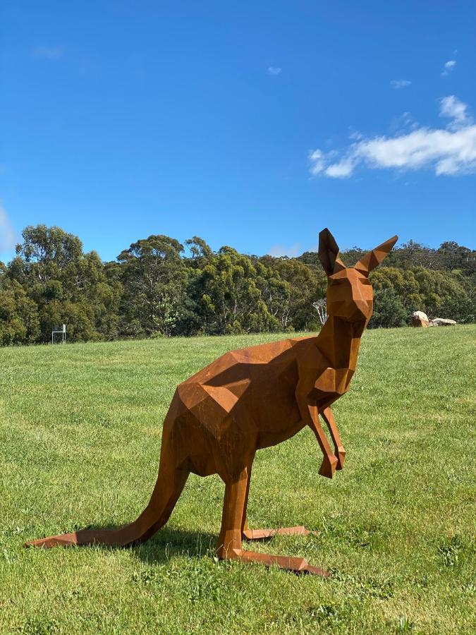 Hanging Rock Views Woodend Extérieur photo